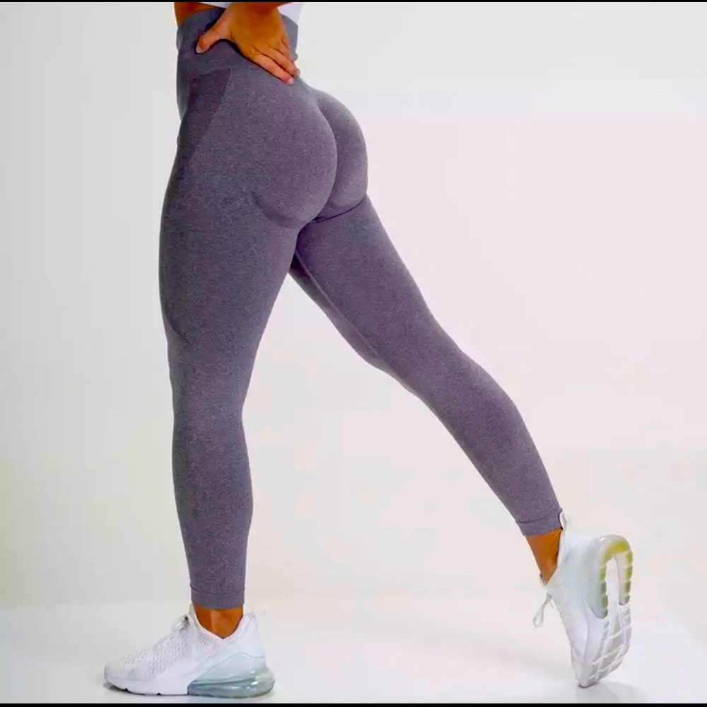 MUST GO! Gray booty contour high waisted seamless leggings